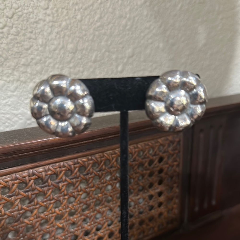 Retired James Avery Earrings